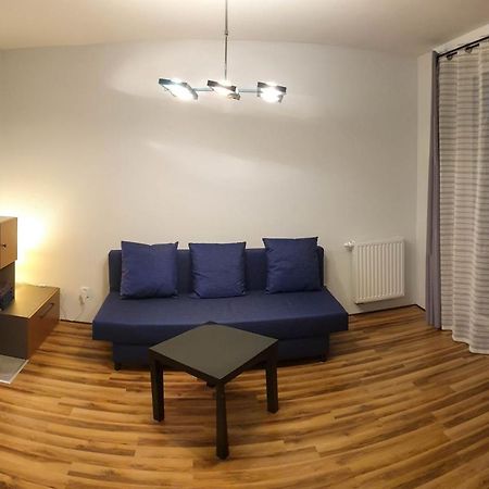 Mini Apartament Krakow Pn / Cracow North Z Parkingiem Buitenkant foto