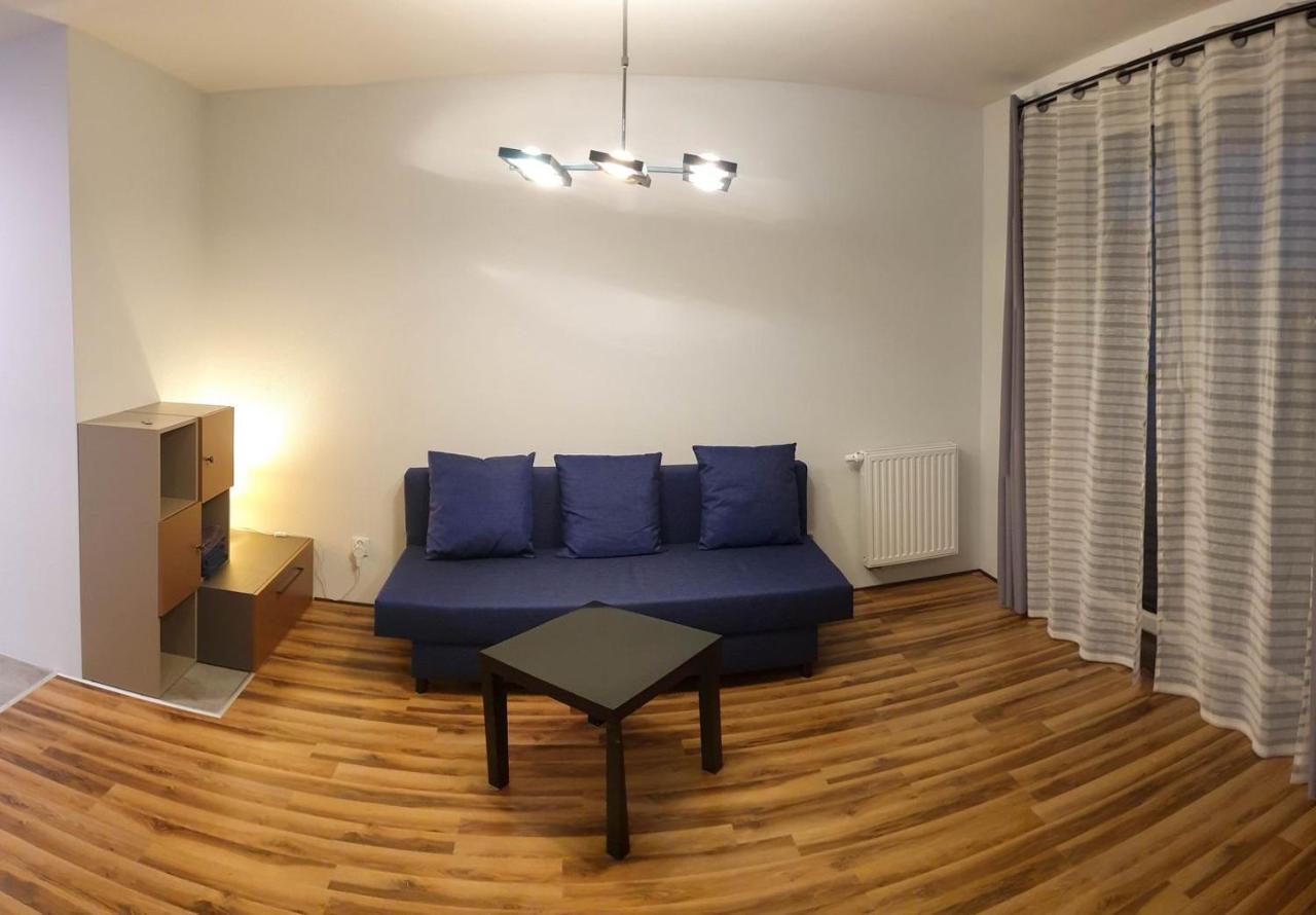 Mini Apartament Krakow Pn / Cracow North Z Parkingiem Buitenkant foto