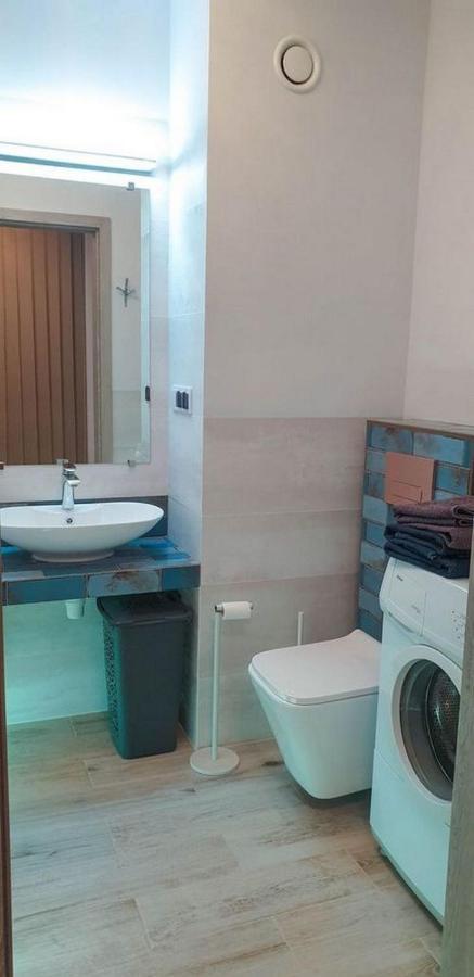 Mini Apartament Krakow Pn / Cracow North Z Parkingiem Buitenkant foto